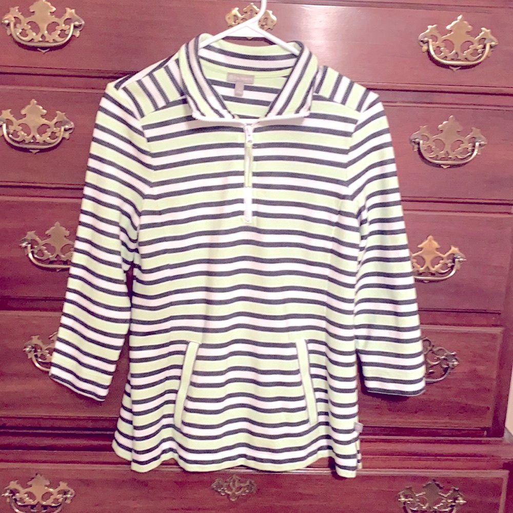 🍀 NWOT “T” by Talbots Half Zip Top
